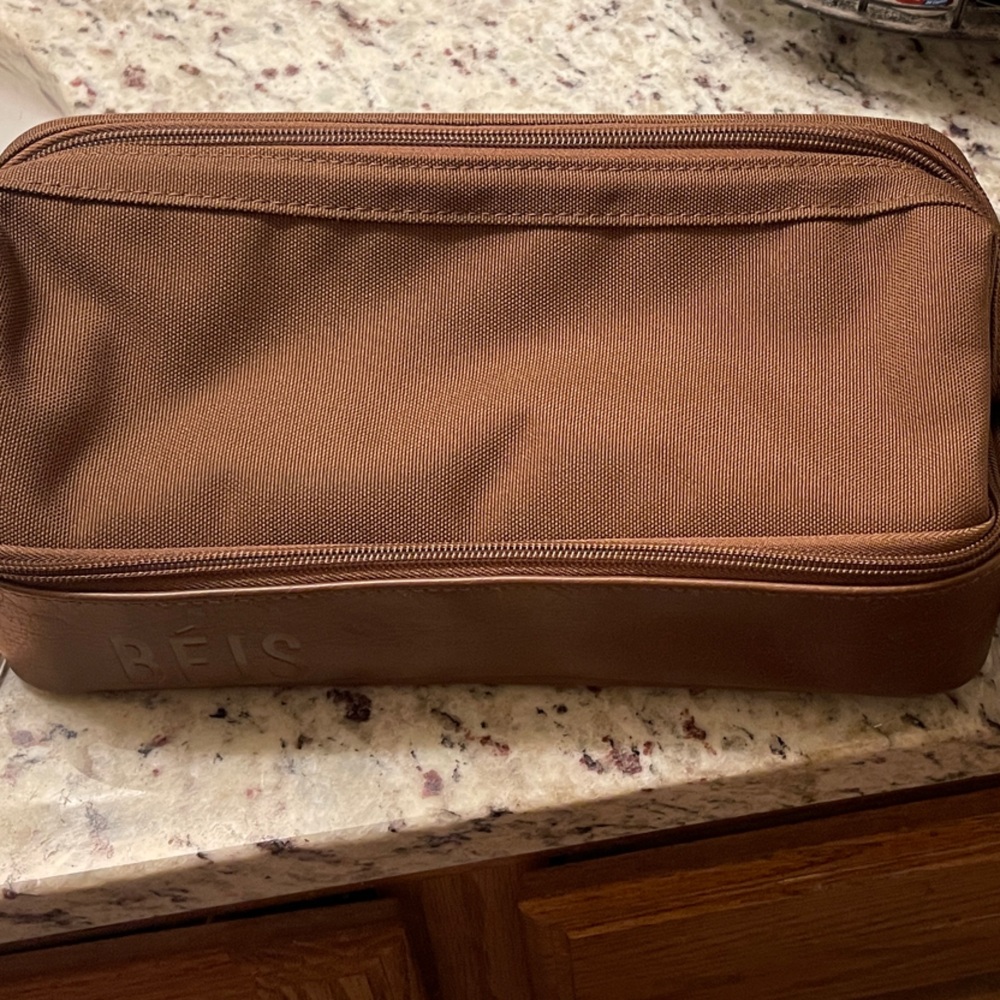 BEIS Tan Toiletry Bag - The Dopp Kit